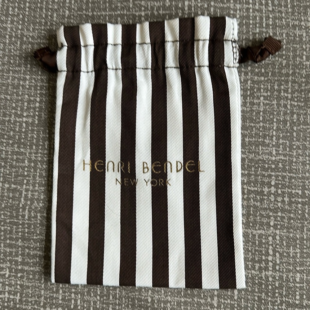 Henri‎ Bendel Jewelry Pouch medium size 6 1/2” x 4 1/2”
